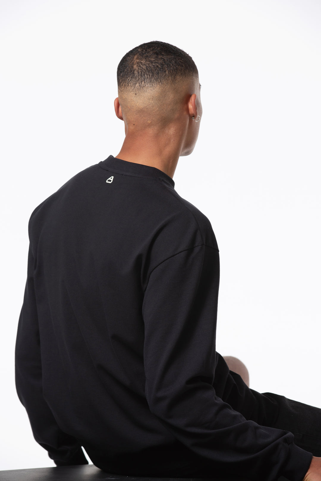 LST1 V1 BLACK LOGO